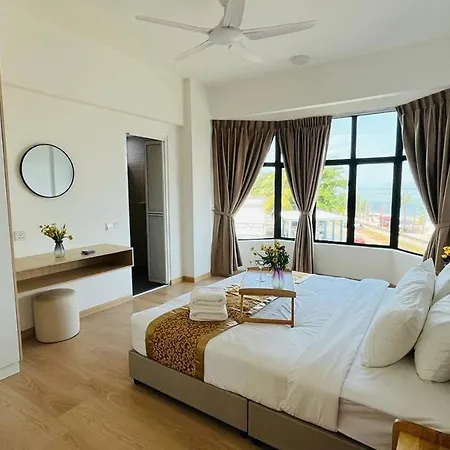 Signature Mutiara Beach Resort By Glex Malacca Exterior photo