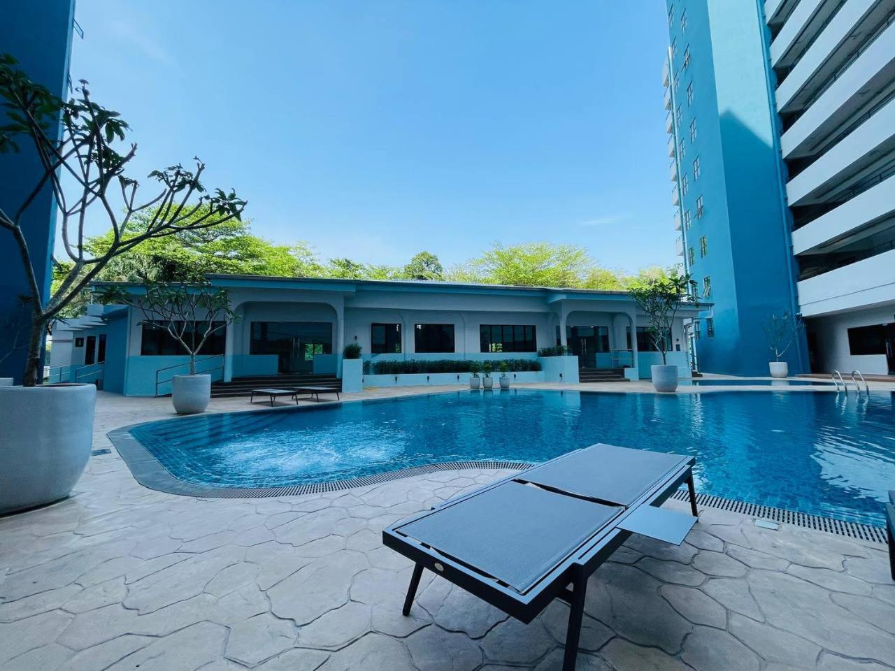 Apartment Signature Mutiara By Glex Malacca